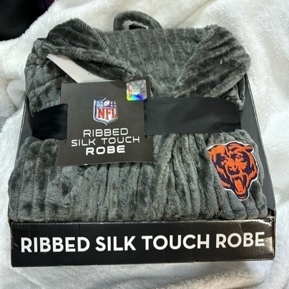 Northwest CHICAGO BEARS NFL Ribbed Silk Touch Robe Slate Grey one size
